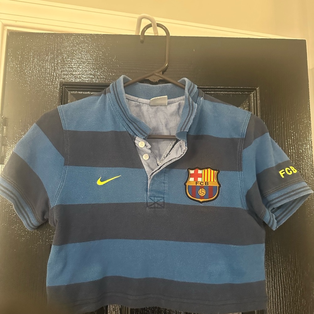 Nike Barcelona football cropped top